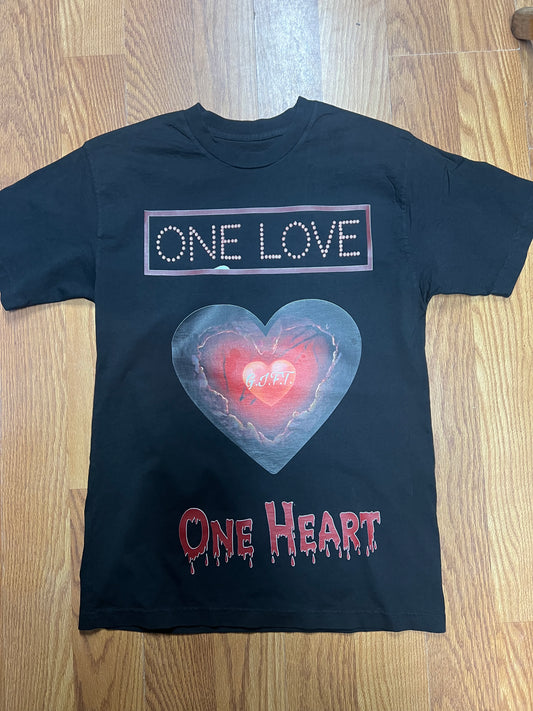 GIFT One Love One Heart